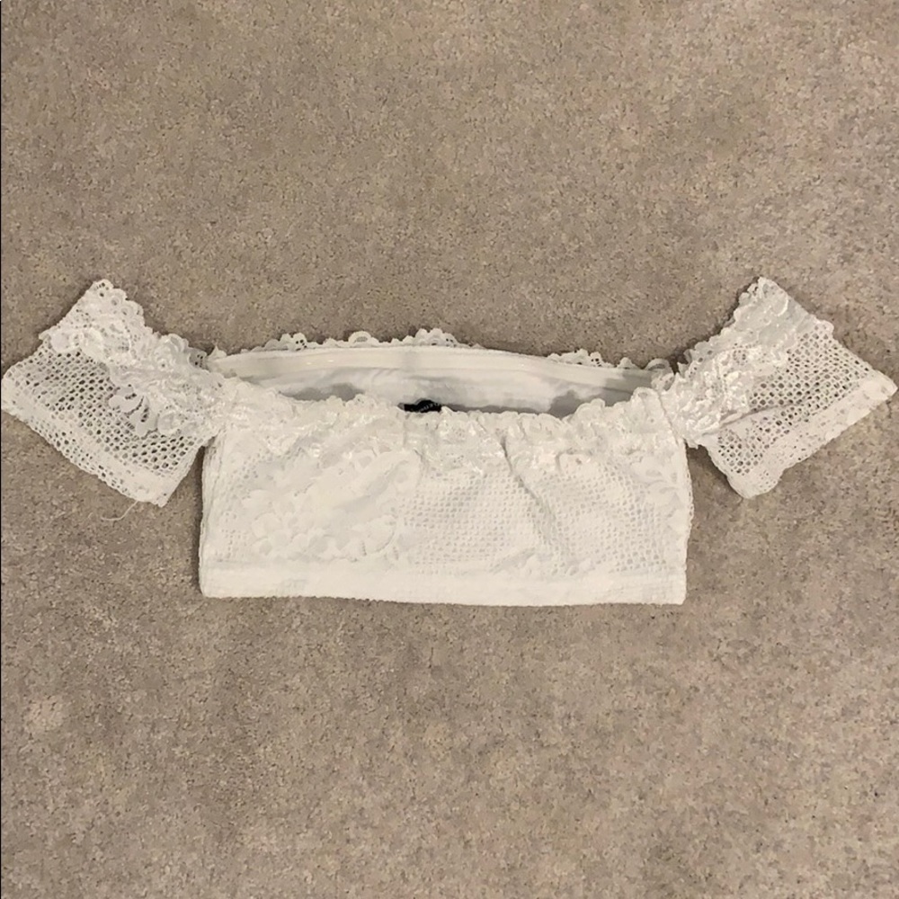 Super cropped white top from pretty little thing - Picture 2 of 2